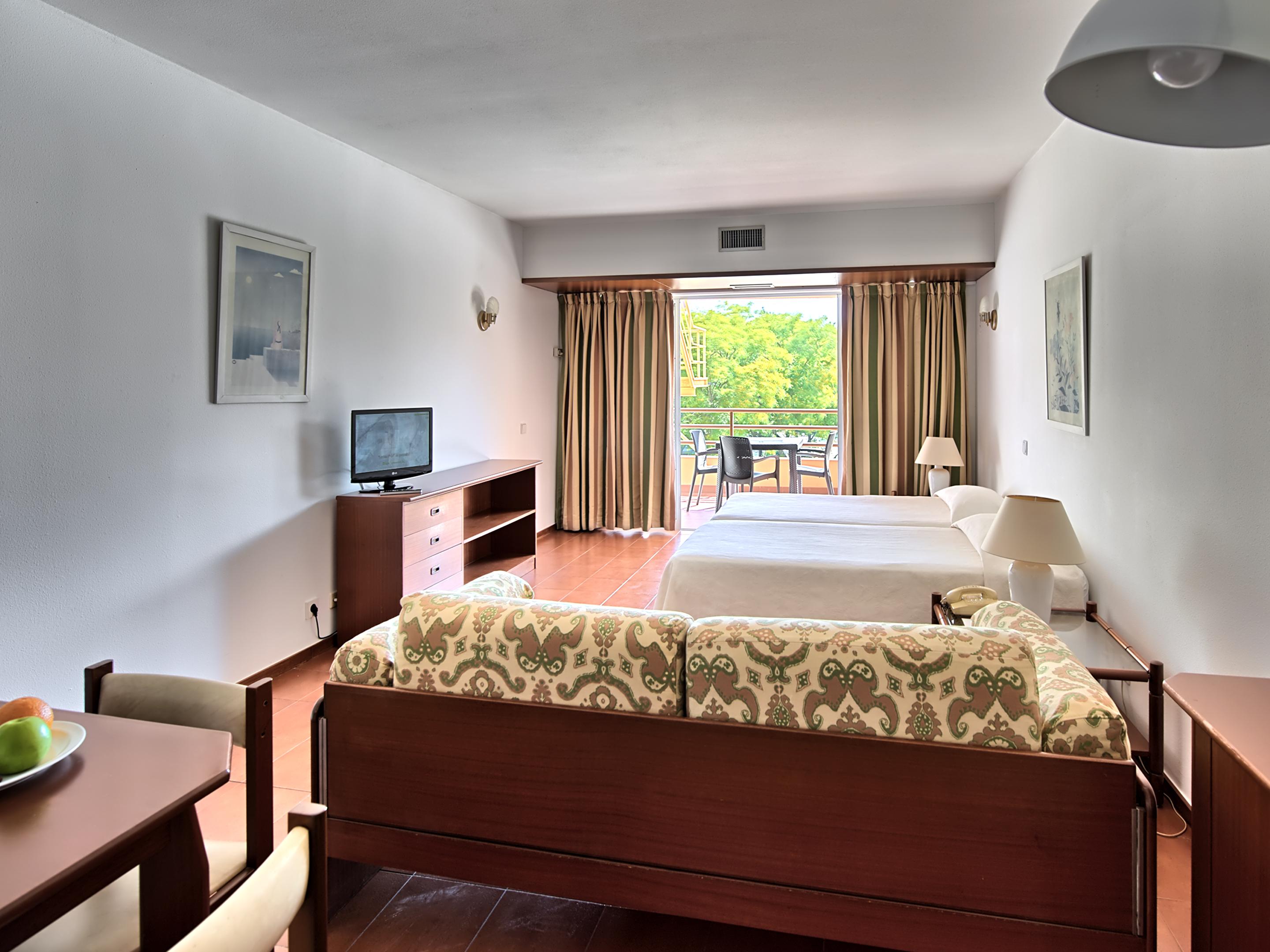 Dom Pedro Portobelo Aparthotel Виламура Екстериор снимка