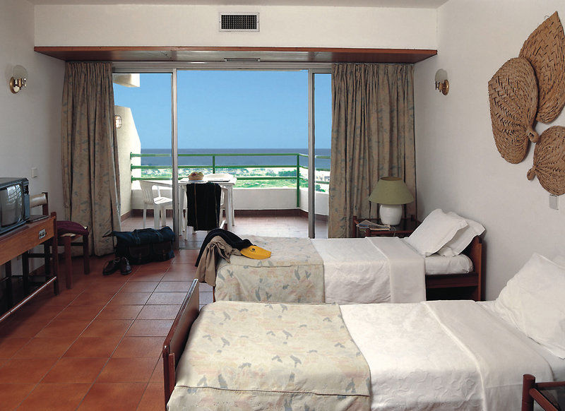 Dom Pedro Portobelo Aparthotel Виламура Екстериор снимка