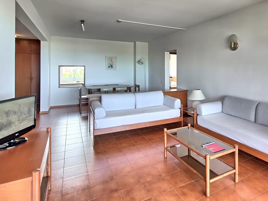 Dom Pedro Portobelo Aparthotel Виламура Екстериор снимка