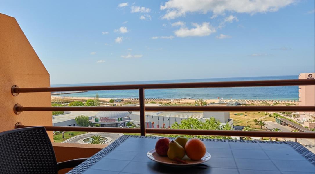 Dom Pedro Portobelo Aparthotel Виламура Екстериор снимка